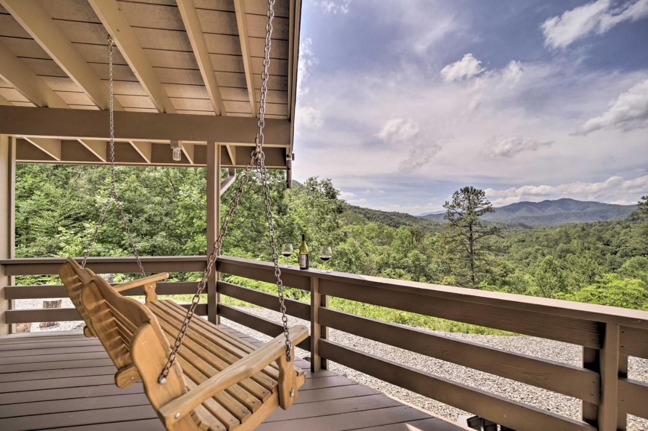 Vibrant Bryson City Home With Mtn Views And Deck! Exteriér fotografie